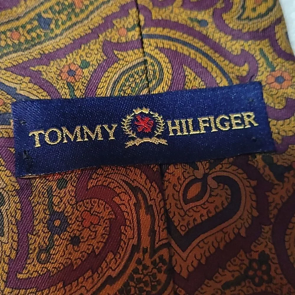Tommy Hilfiger men's all‎ silk neck tie